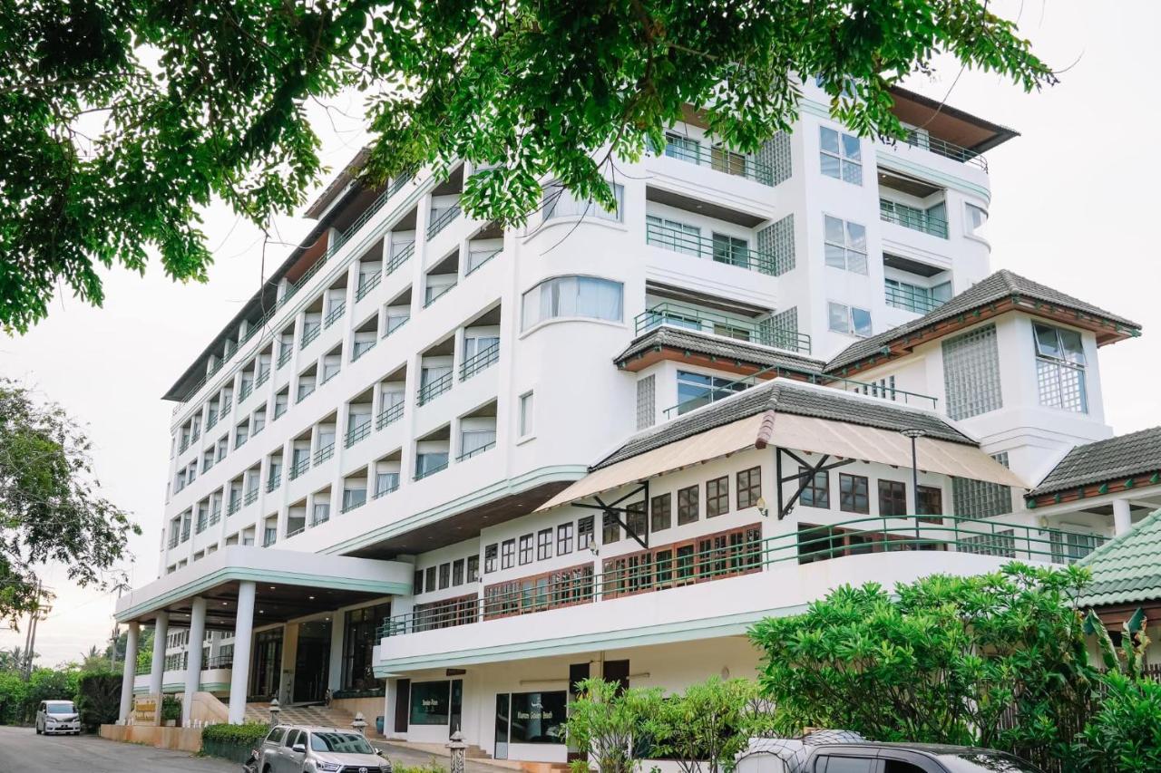 Khanom Golden Beach Hotel Extérieur photo